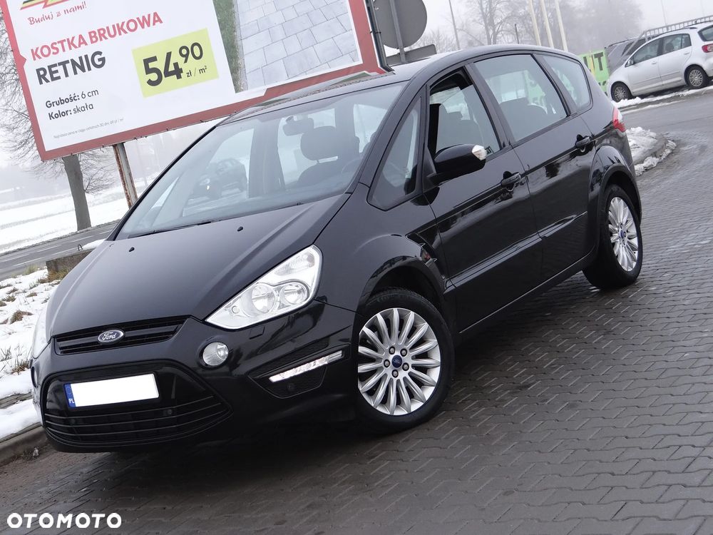 Ford S-Max - 11