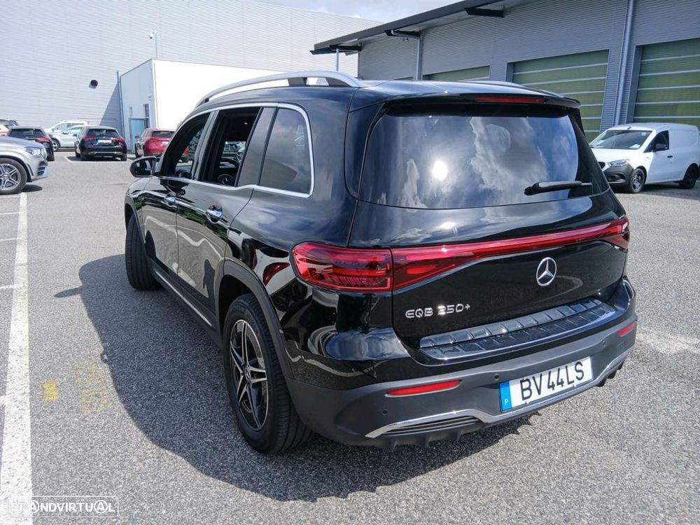Mercedes-Benz EQB 250 AMG Line - 4
