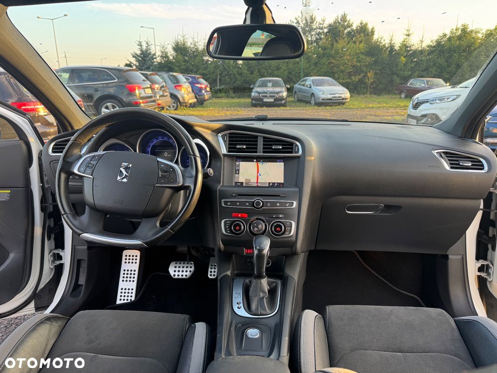 DS Automobiles DS 4 Crossback - 22