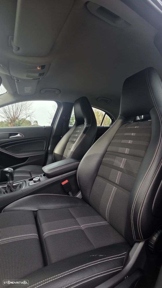 Mercedes-Benz A 180 d Fleet Pack Urban - 13