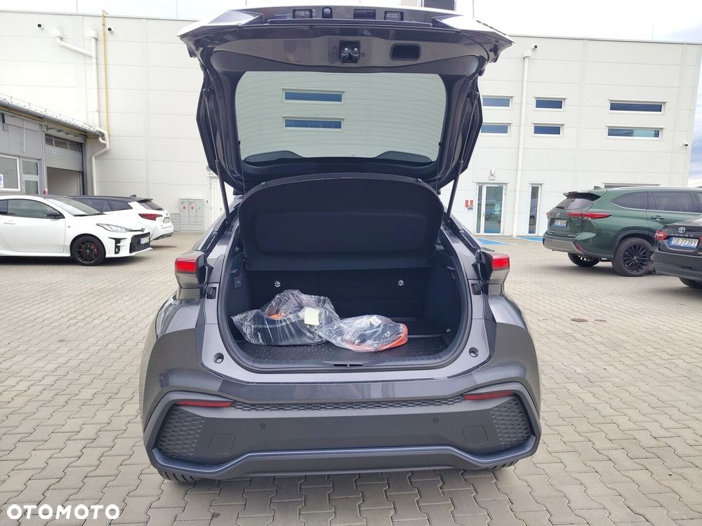 Toyota C-HR - 14