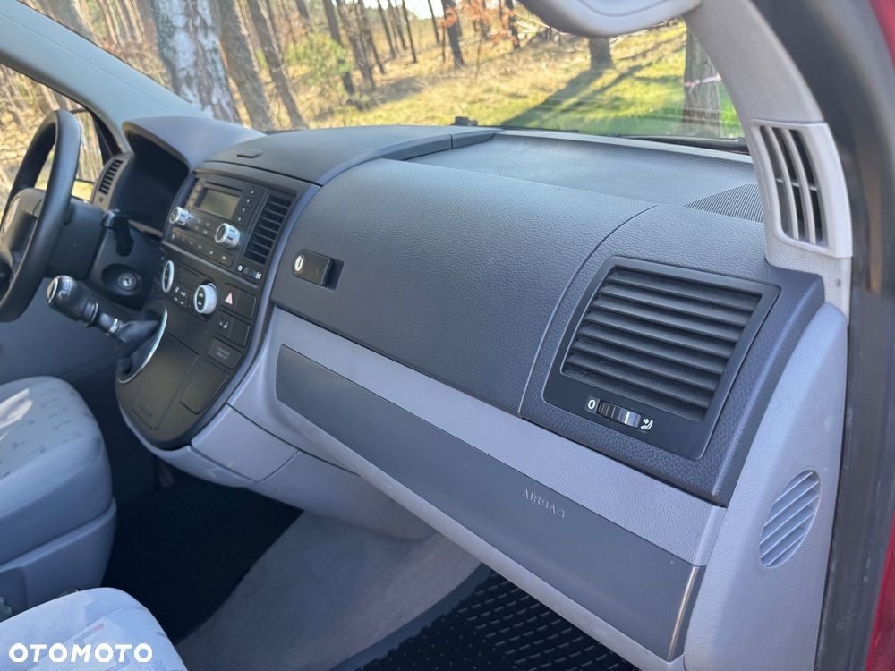 Volkswagen Multivan - 20