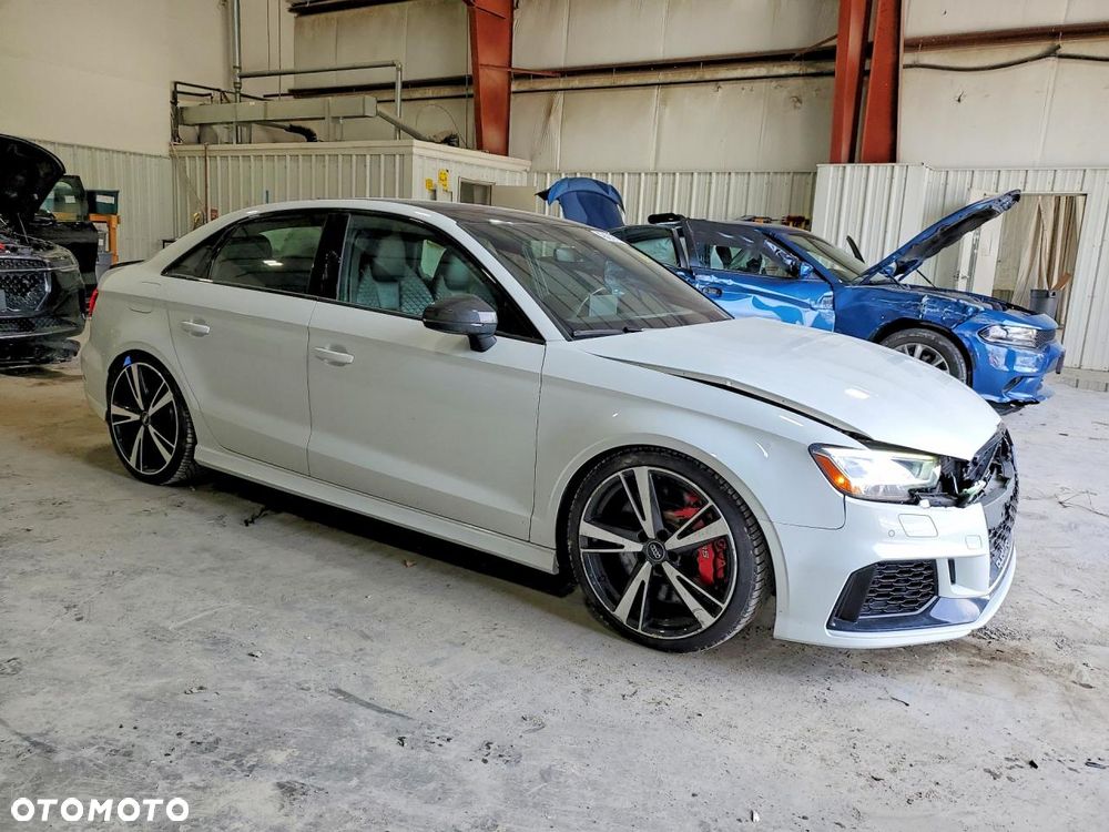 Audi RS3 Sportback Standard - 5