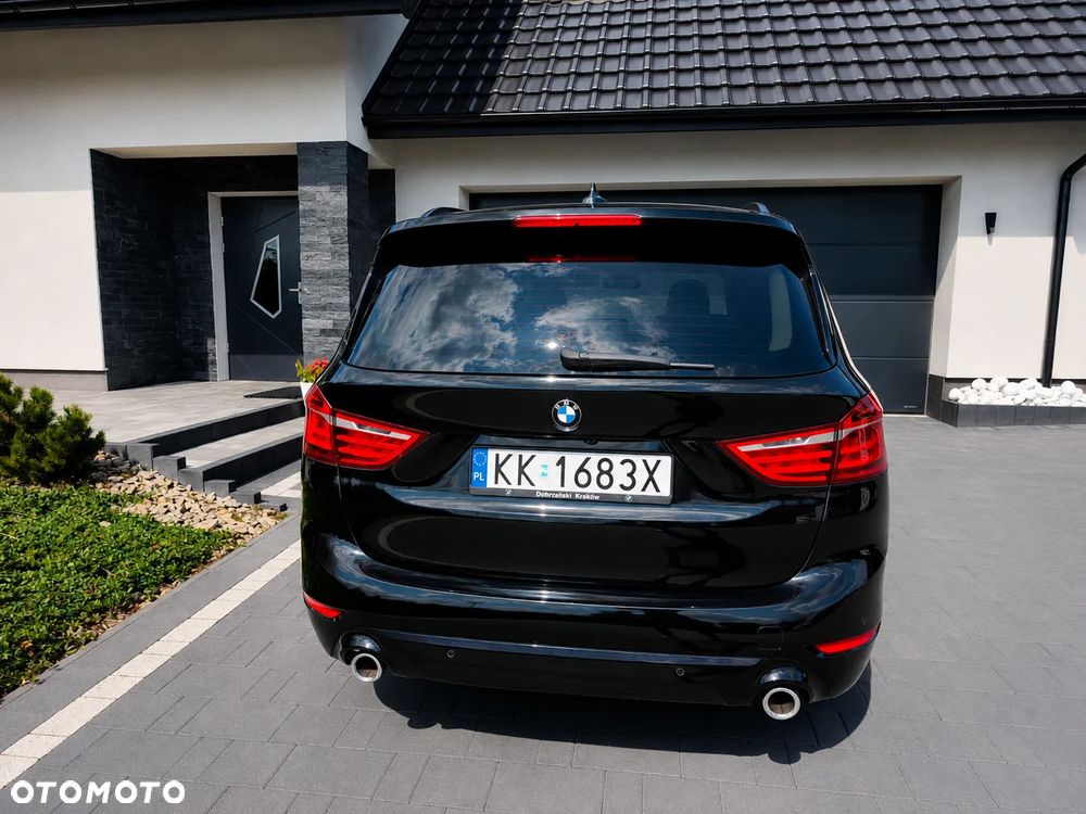 BMW Seria 2 218d Luxury Line - 13