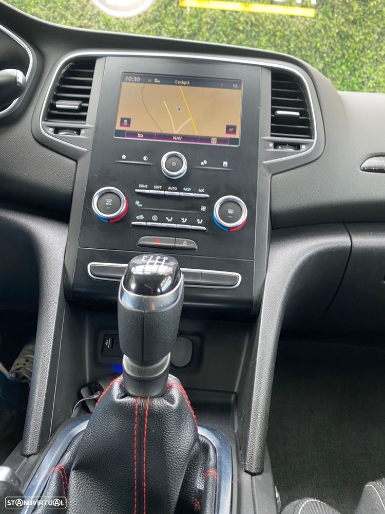 Renault Mégane ENERGY dCi 110 Start & Stop Dynamique - 23