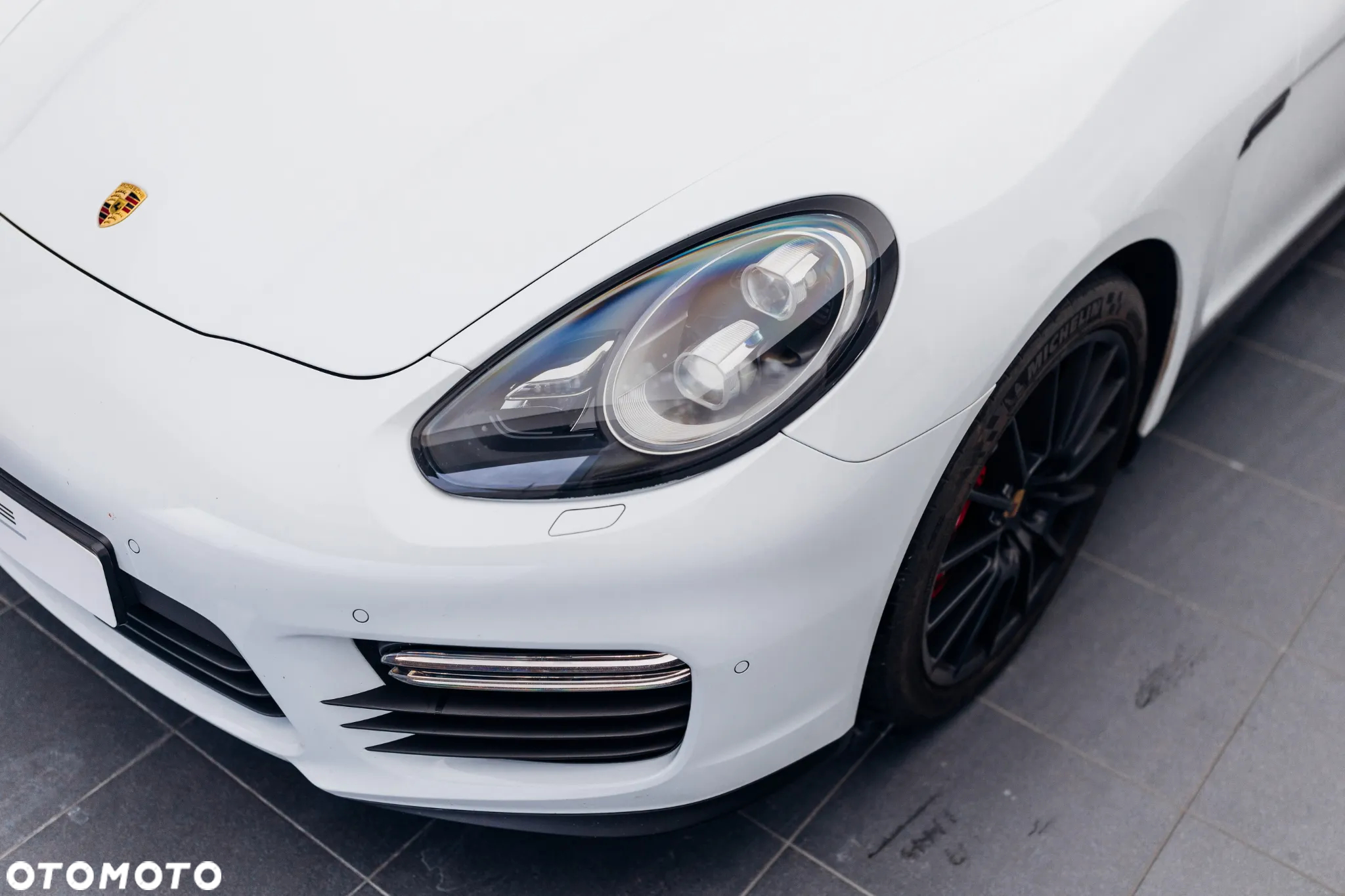 Porsche Panamera GTS - 40