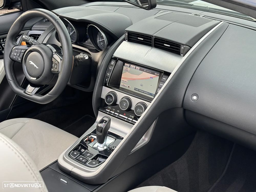 Jaguar F-Type 3.0 V6 S/C S Auto - 45
