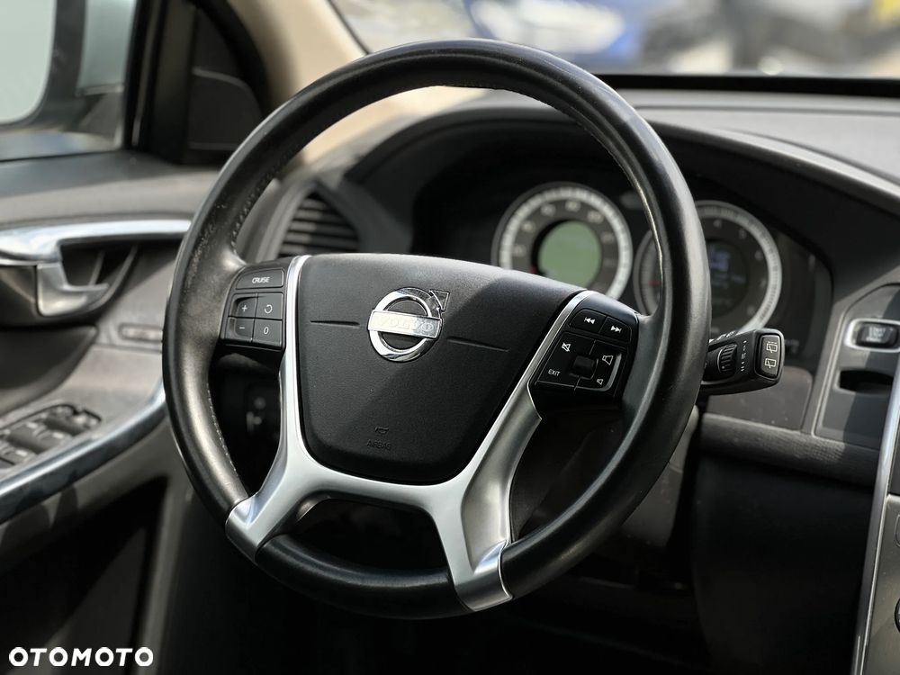 Volvo XC 60 - 23