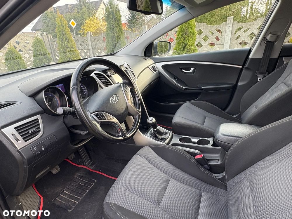 Hyundai i30 1.6 CRDI Trend - 17