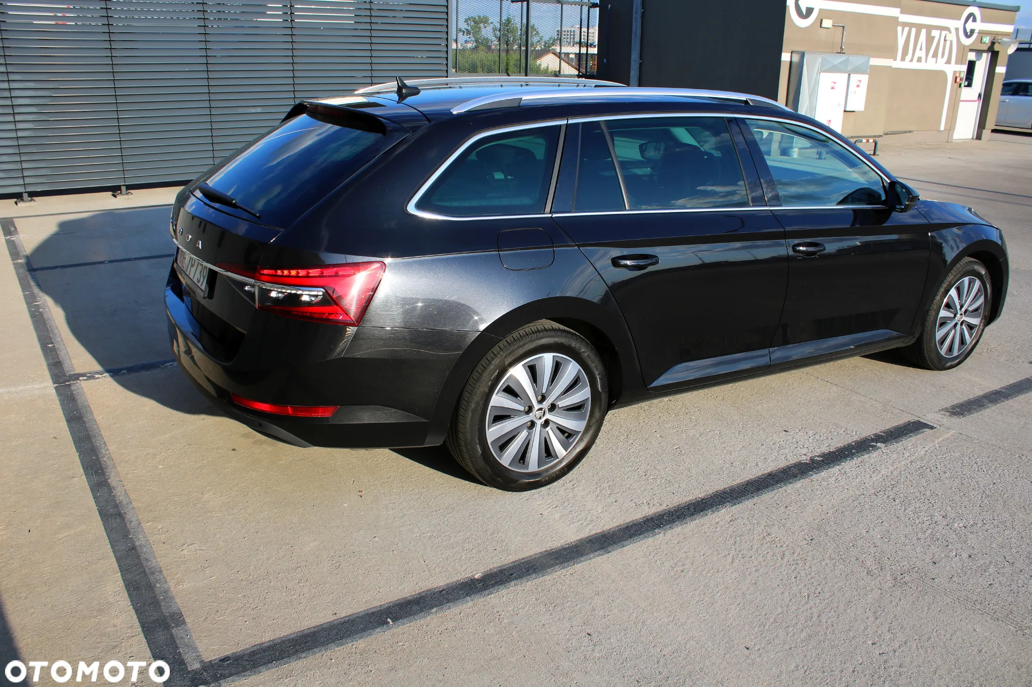 Skoda Superb 2.0 TSI Style DSG - 23