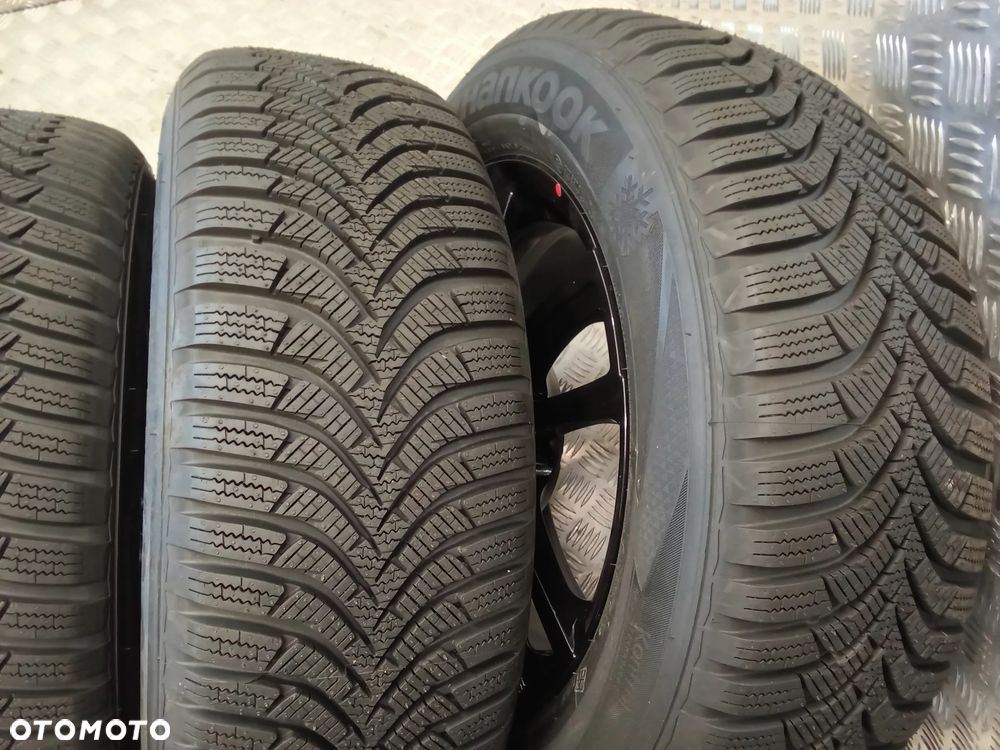 NOWE koła Hyundai I30 IX20 6Jx15 et46 5x114,3 - 8