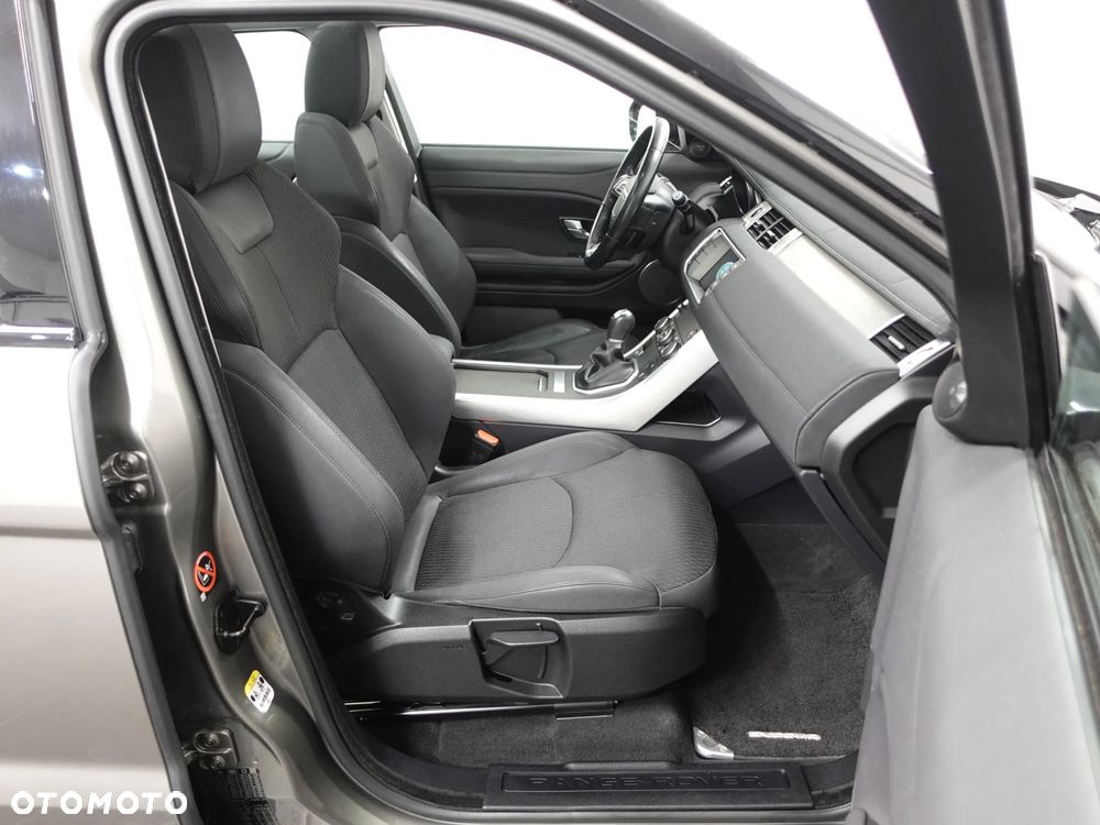 Land Rover Range Rover Evoque - 25