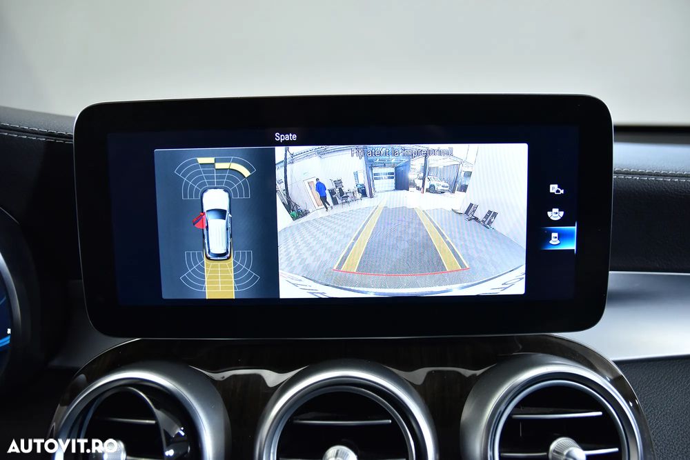 Mercedes-Benz GLC - 19