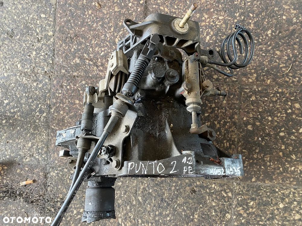 SKRZYNIA BIEGÓW MANUALNA 5 FIAT GRANDE PUNTO 46524935 1.2 8V - 4