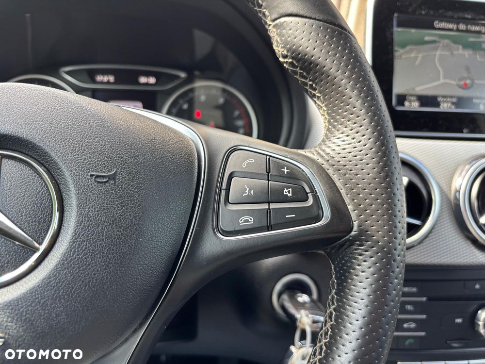 Mercedes-Benz Klasa B 200 BlueEFFICIENCY Edition 1 - 24