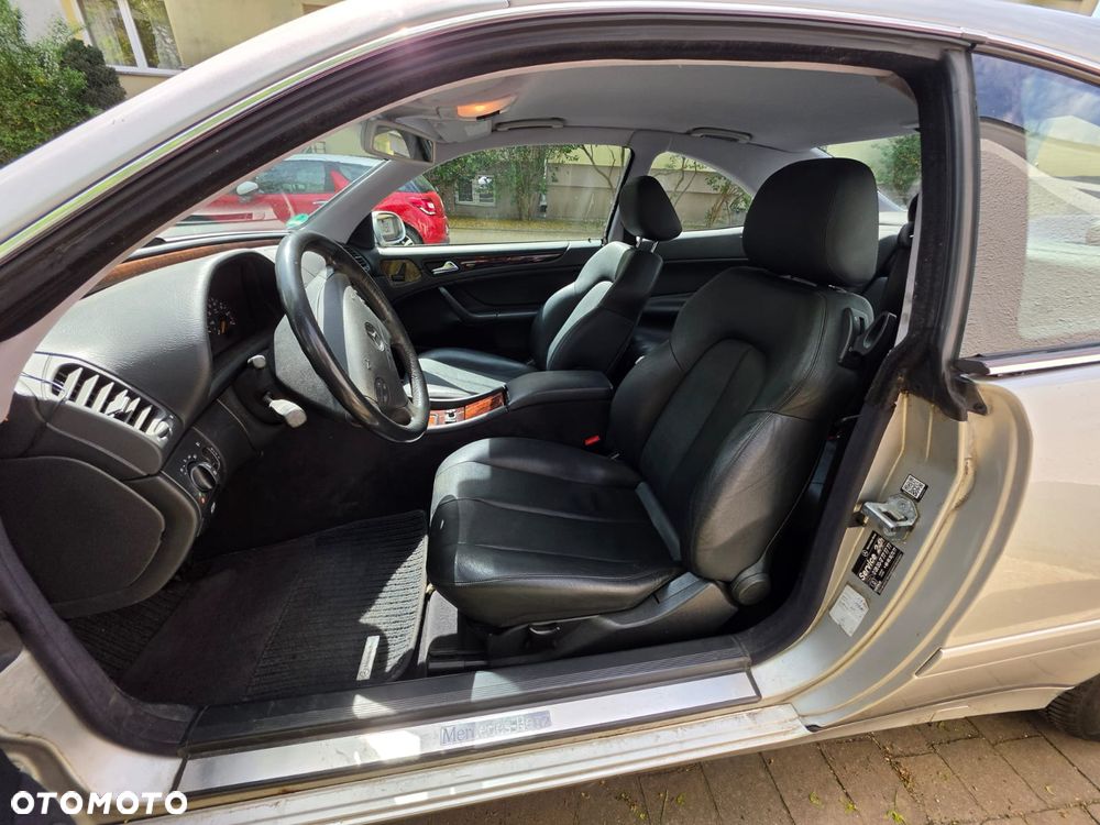 Mercedes-Benz CLK - 5