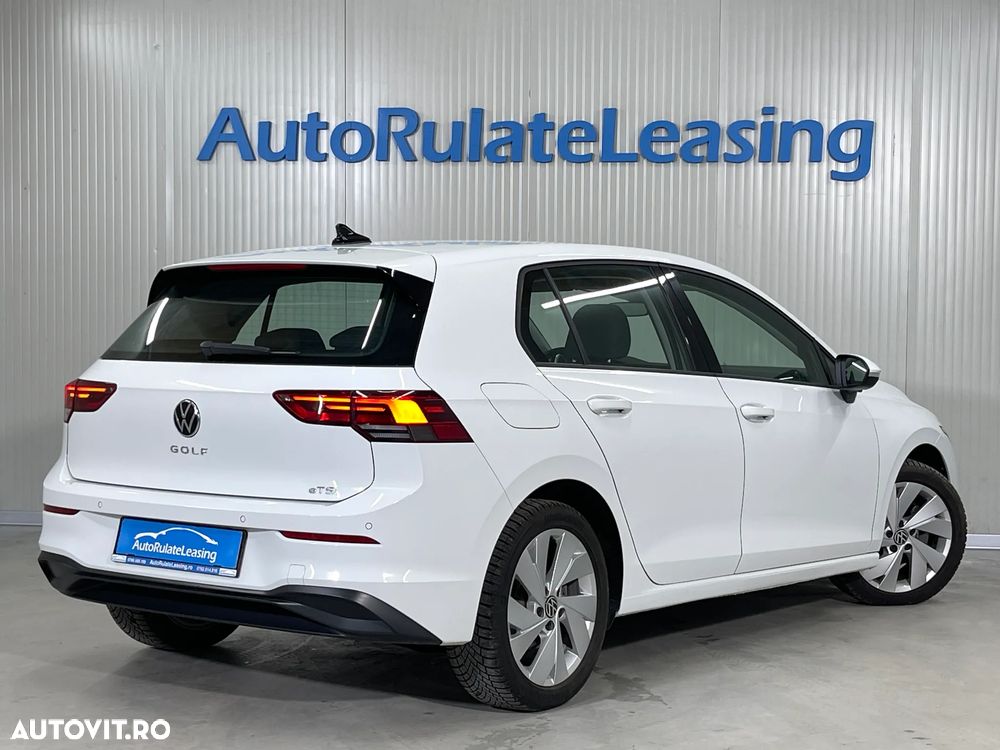 Volkswagen Golf 1.5 eTSI MHEV 150CP DSG Life - 4