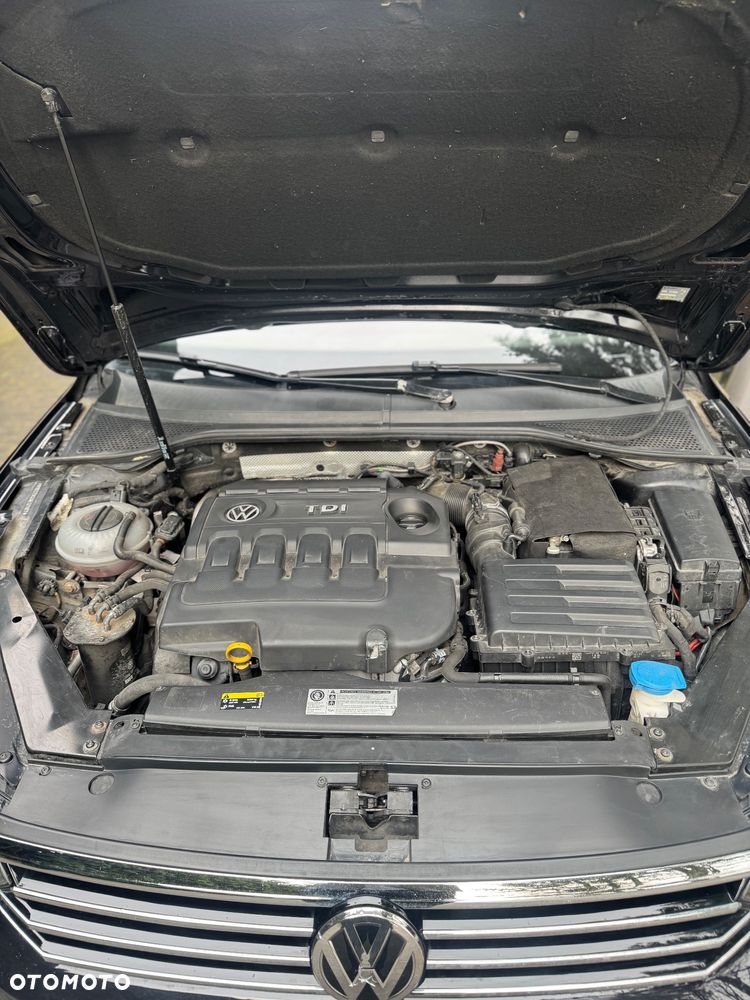 Volkswagen Passat - 31