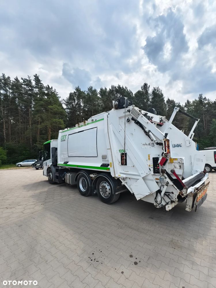 Mercedes-Benz Econic - 4