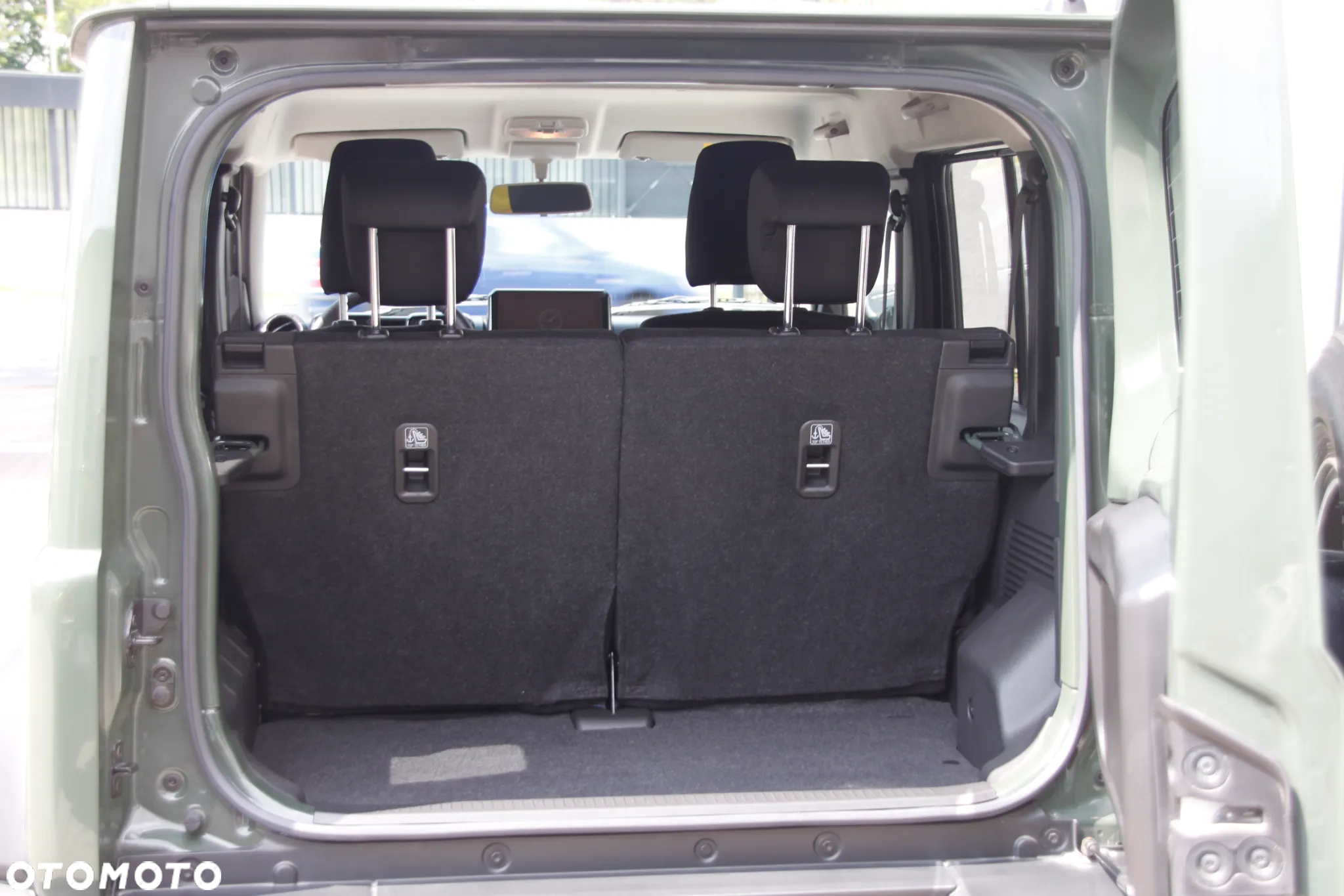Suzuki Jimny 1.5 Elegance - 23
