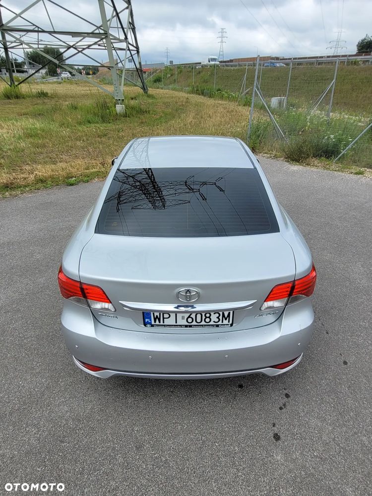 Toyota Avensis 1.8 Sol MS - 9