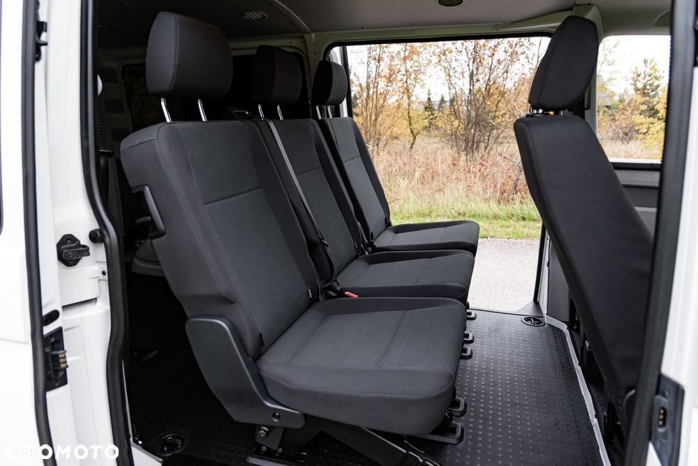 Volkswagen Transporter - 22