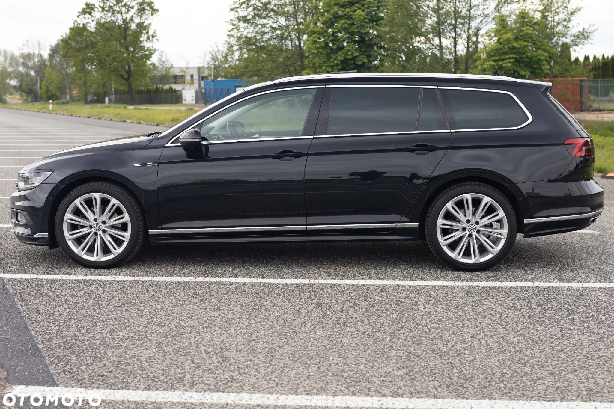 Volkswagen Passat - 8