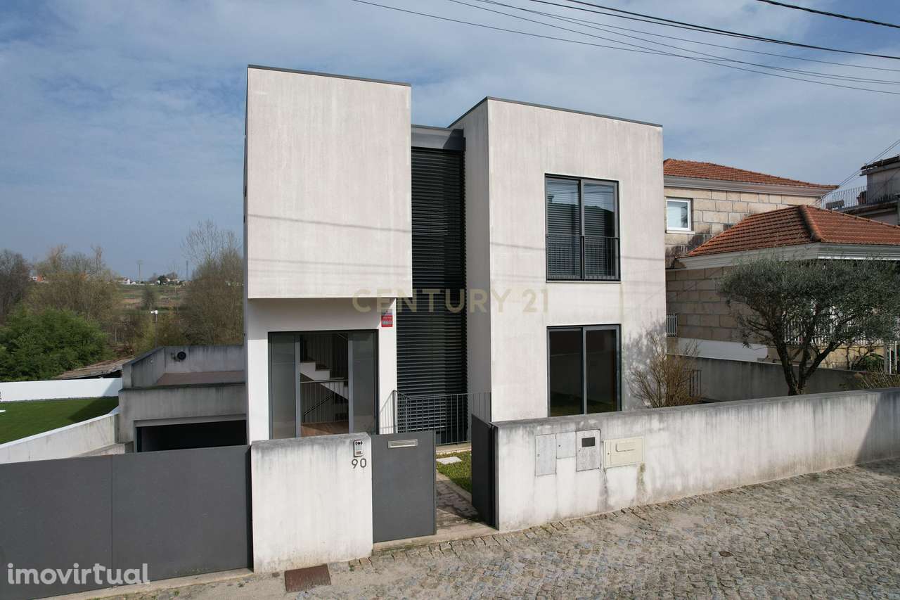 Moradia T3 | Parque da Cidade | Paredes - Grande imagem: 4/37