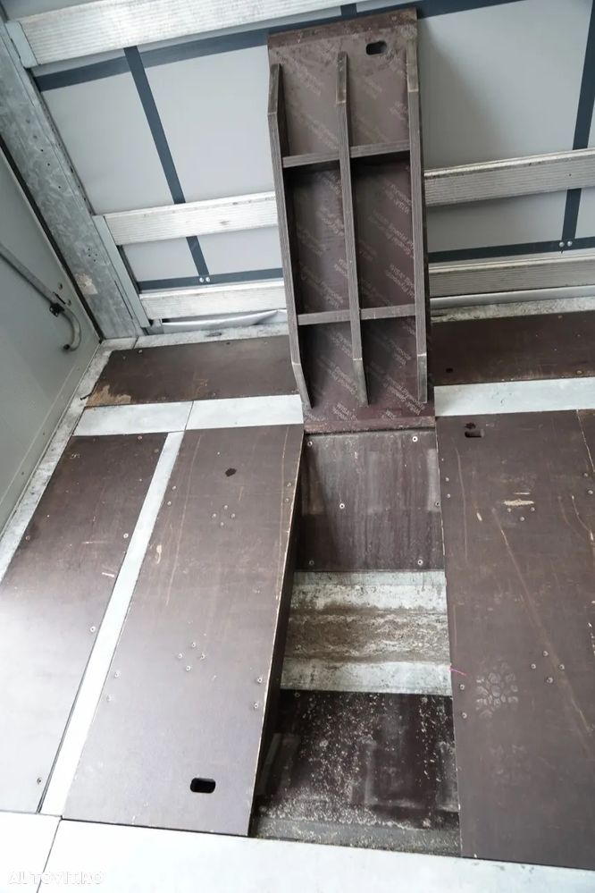 Schmitz Cargobull CORTINĂ / STANDARD / CAMION DIN OȚEL - 9 M / ACOPERIȘ CULISANT / AXĂ CULISANTĂ / - 20