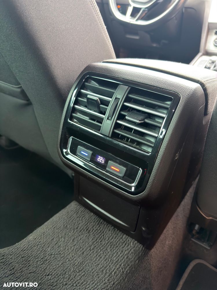 Volkswagen Passat 2.0 TDI DSG Comfortline - 14