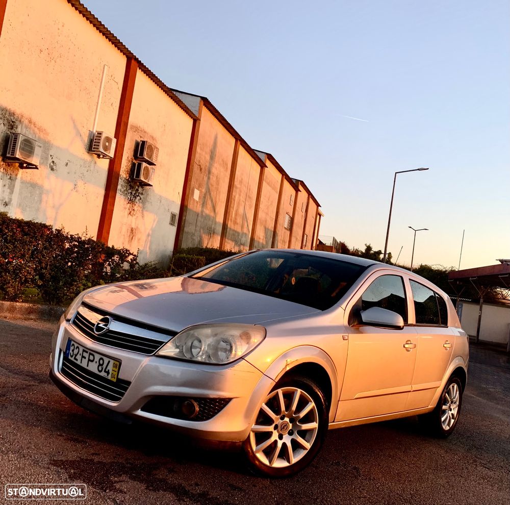 Opel Astra - 4