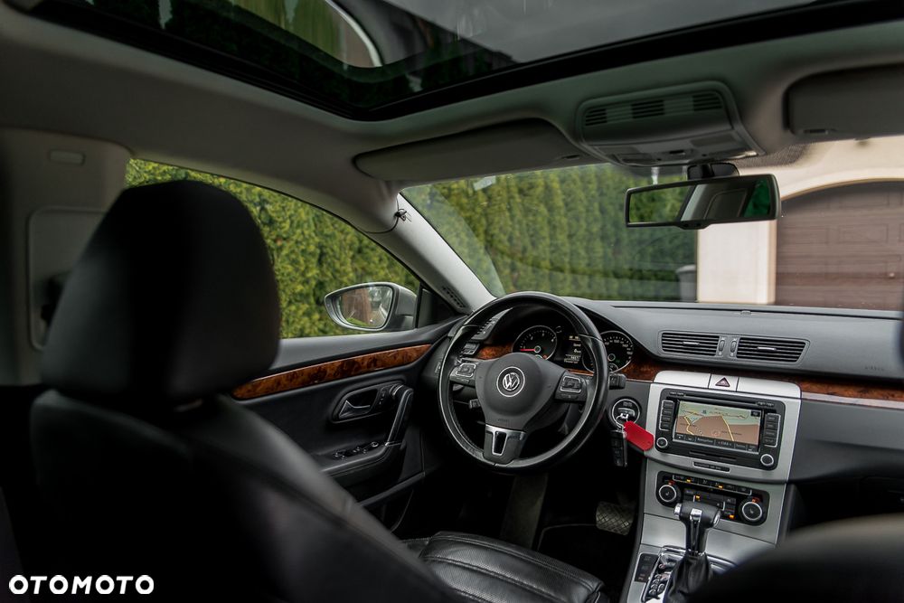 Volkswagen Passat CC - 30