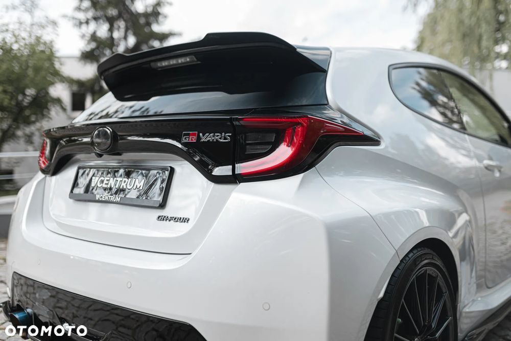Toyota GR Yaris - 10