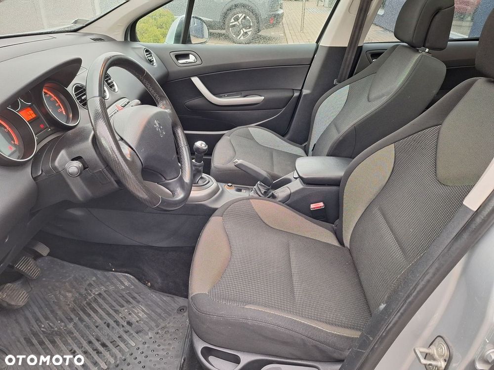 Peugeot 308 1.6 HDi Premium - 9