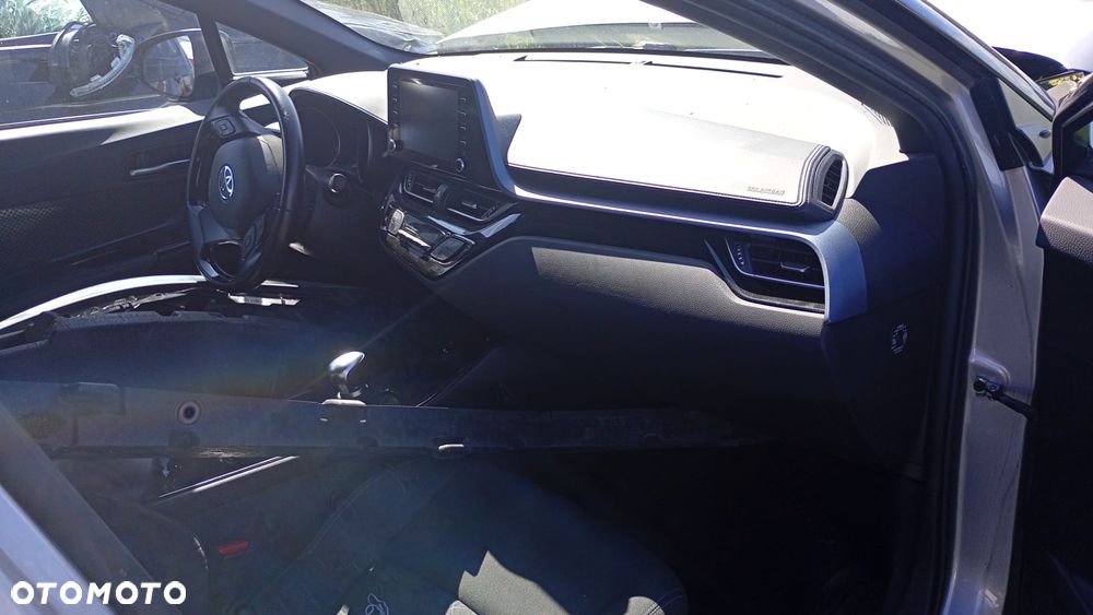 Toyota C-HR 1.8 Hybrid Executive - 17