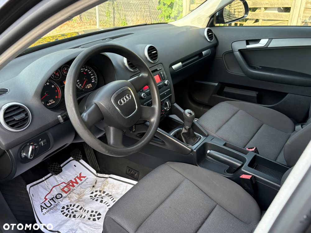 Audi A3 Sportback 1.4 TFSI Ambiente - 16