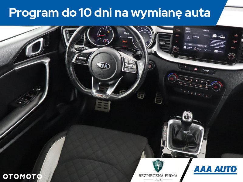 Kia ProCeed - 9