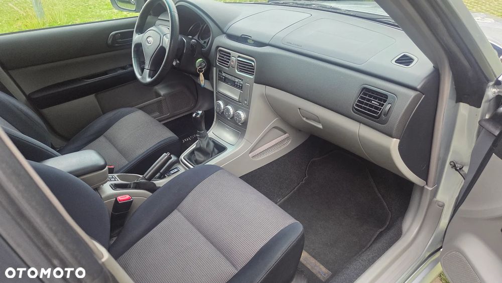 Subaru Forester 2.0 X - 9