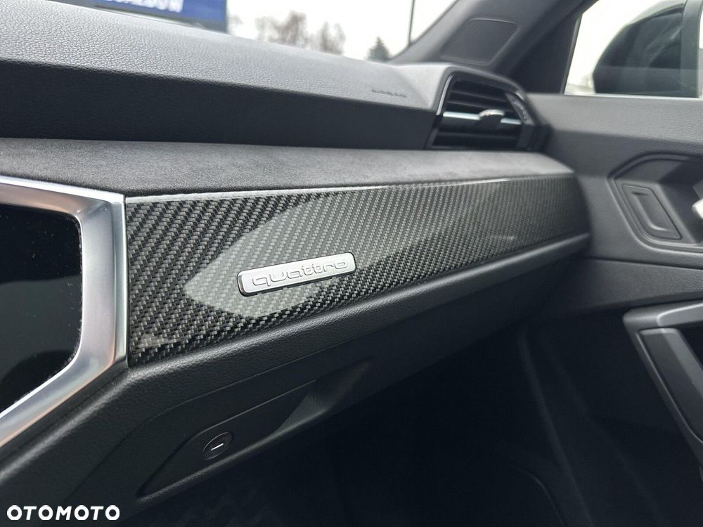 Audi RS Q3 Sportback - 31