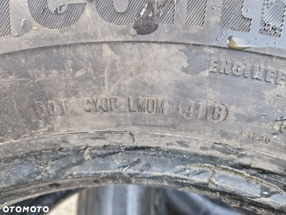 385/55 R 19.5 DOT 6YOP LMOM 4116 - 5