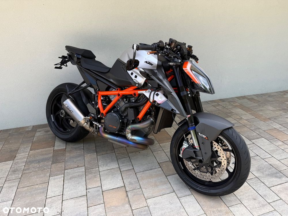 KTM Super Duke - 14