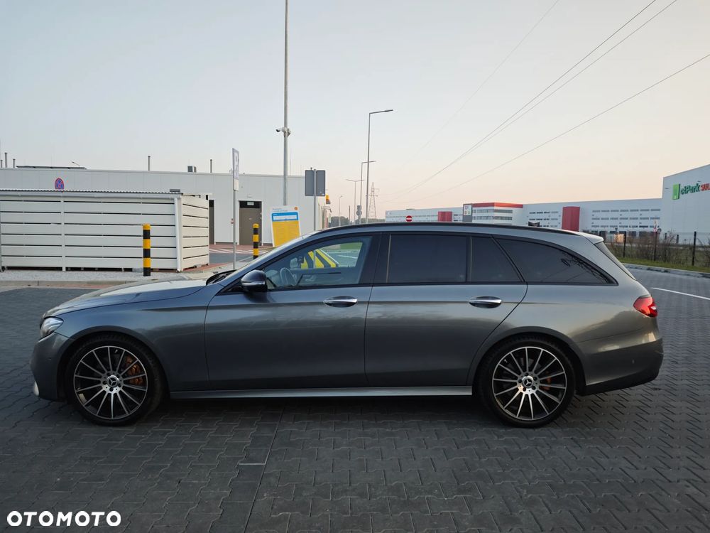Mercedes-Benz Klasa E 400 d 4Matic T 9G-TRONIC AMG Line - 5