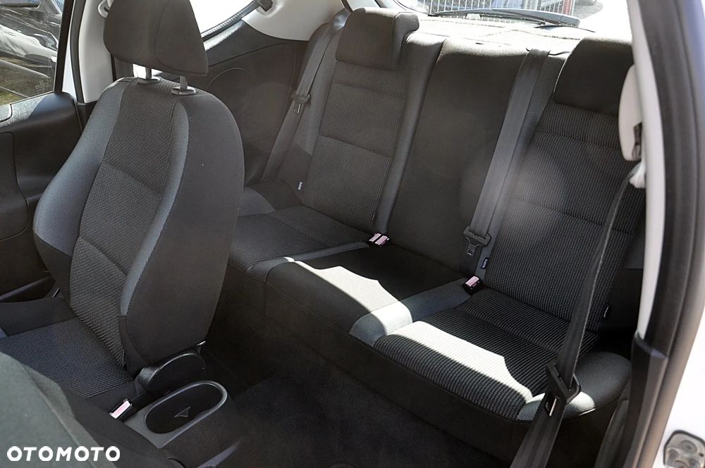 Peugeot 207 95 VTi Urban Move - 24