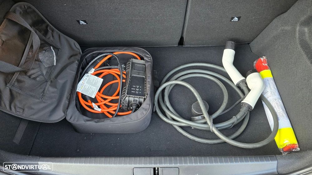 Peugeot e-208 Allure Pack - 57