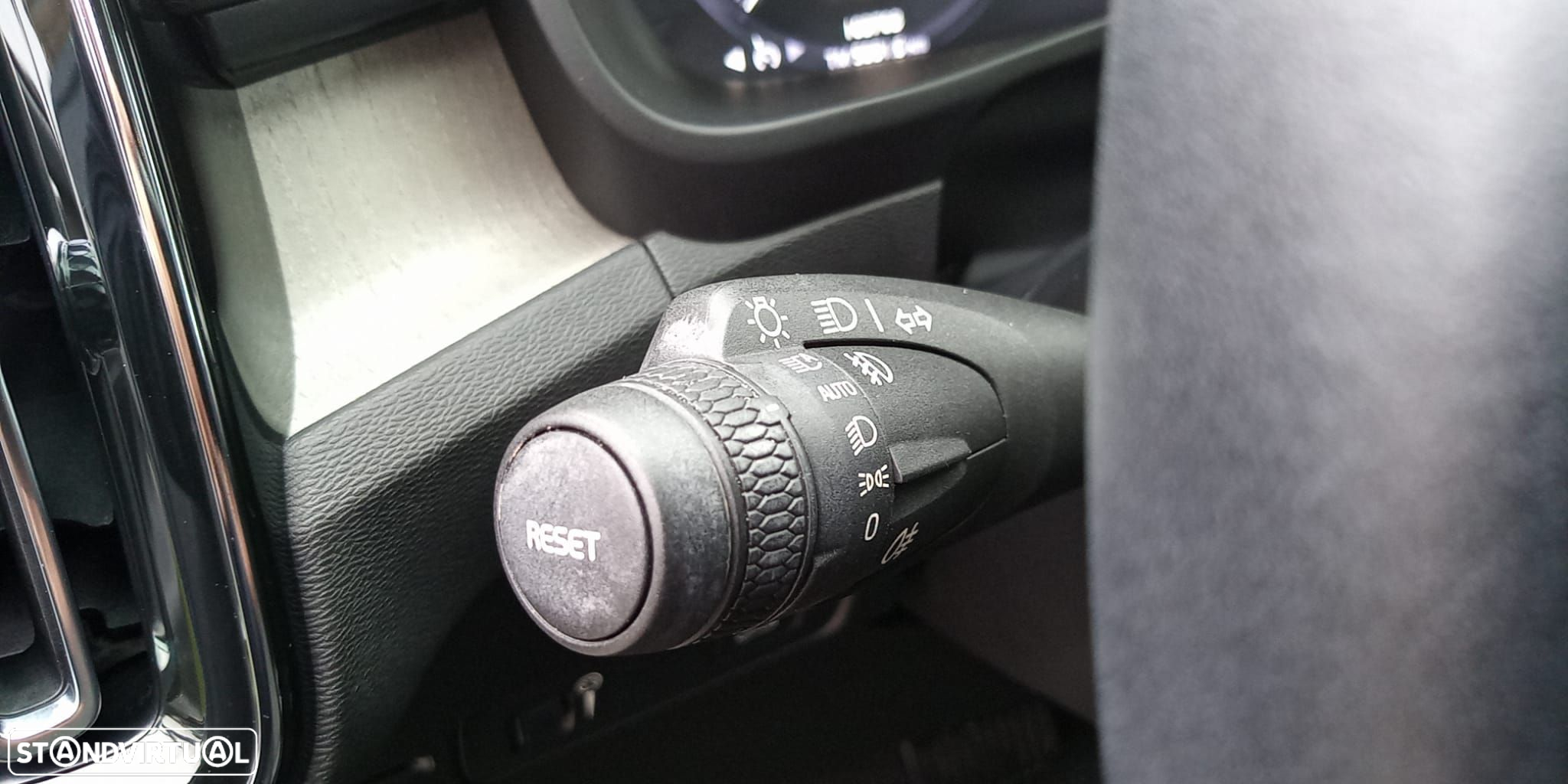 Volvo XC 40 2.0 D3 Inscription Geartronic - 19