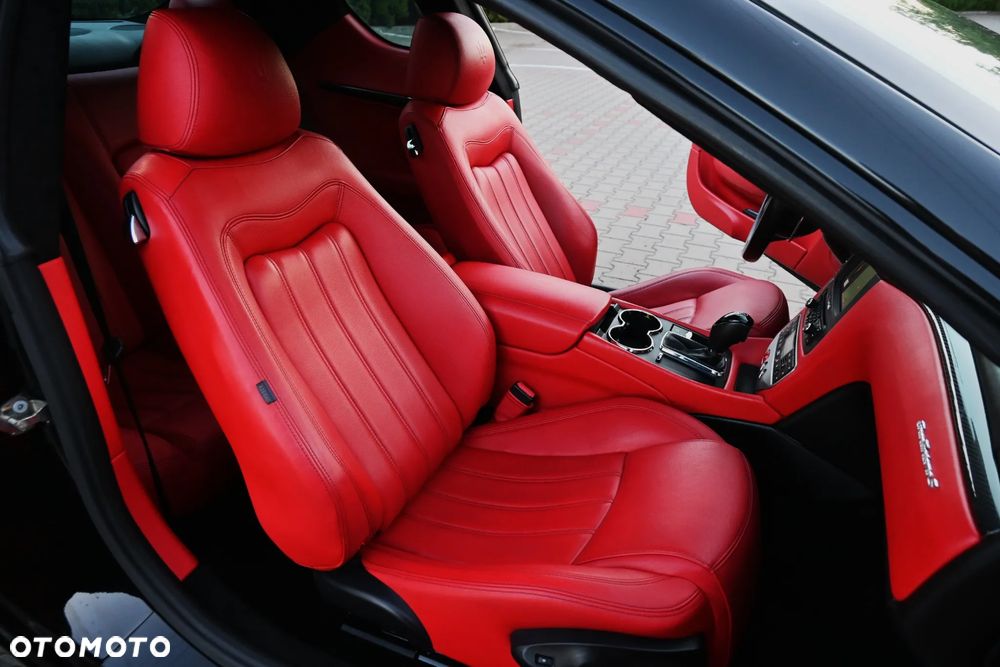 Maserati GranTurismo S Automatik - 26