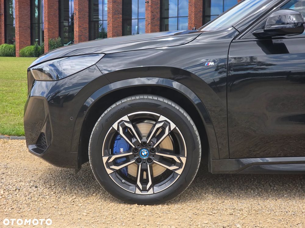BMW iX1 xDrive30 66.5kWh M Sport - 8