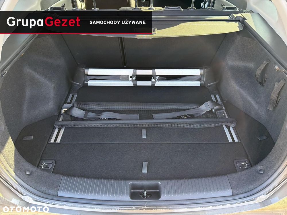 Kia Ceed 1.6 GDI L - 17