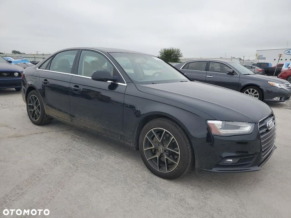 Audi A4 - 4