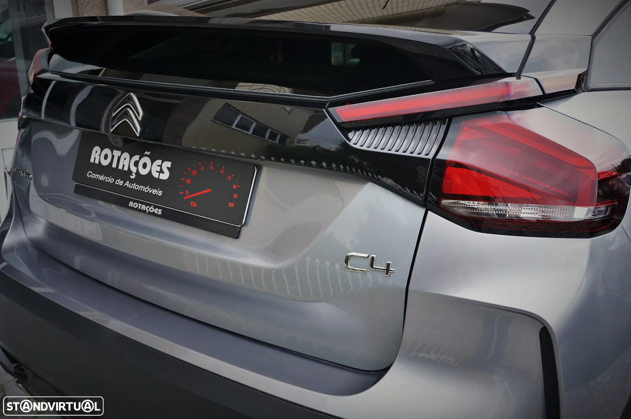 Citroën C4 PureTech 130 Stop&Start SHINE - 44
